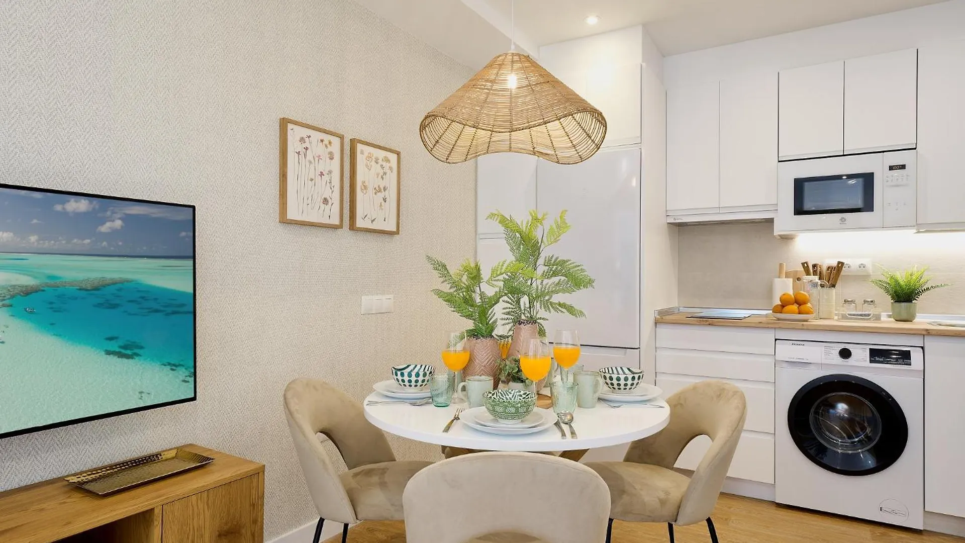 Malaga Mirage By Lovely Rentals 0*,